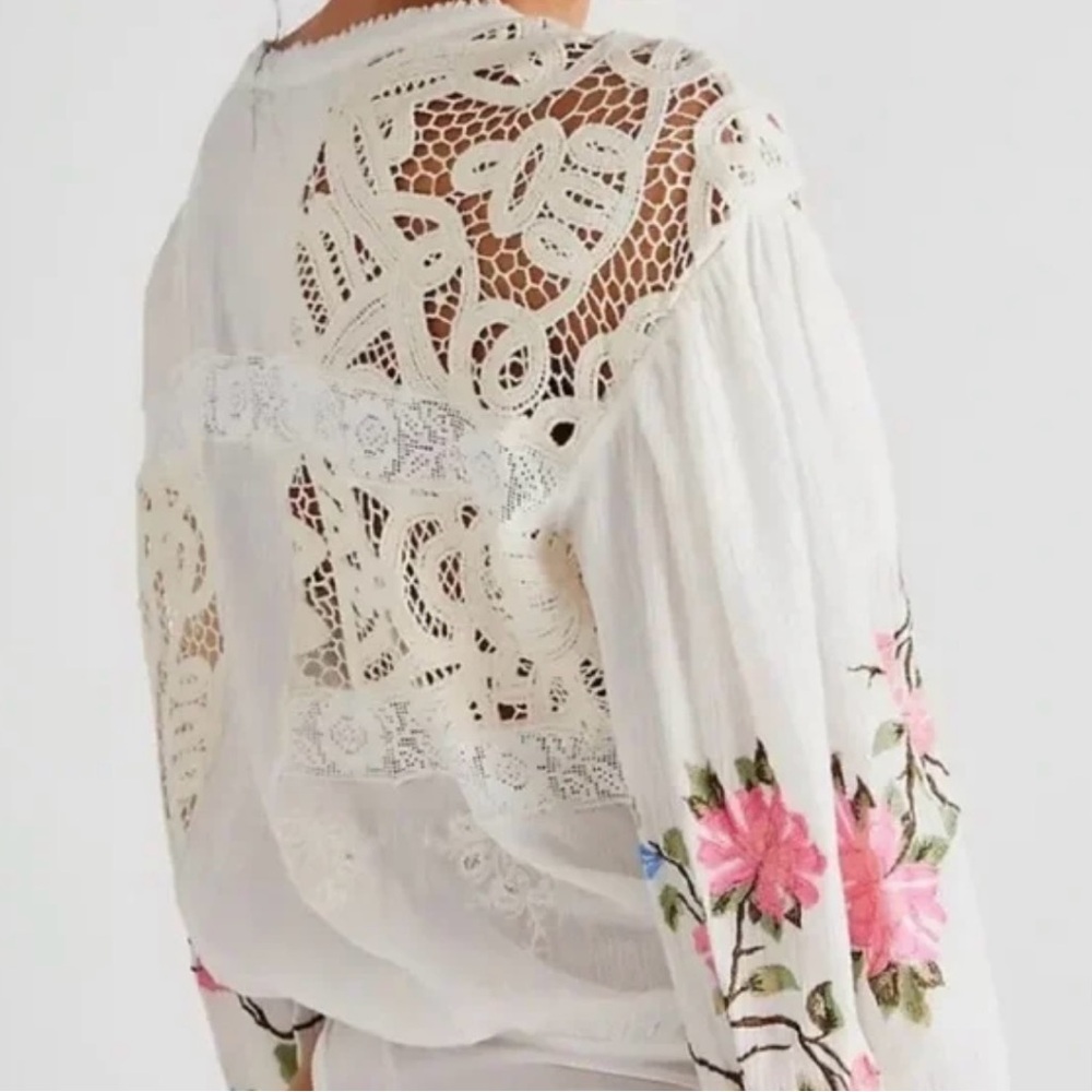 Free People Making Harmony Bodysuit Ivory Lace Embroidered Floral size L - NWT - Picture 2 of 4